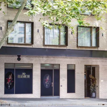202 Elizabeth-3