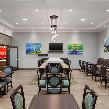 Hampton Inn By Hilton Kamloops-3