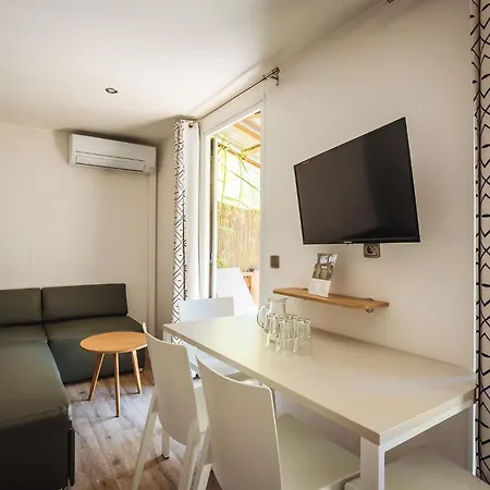 Nova Lodges-3