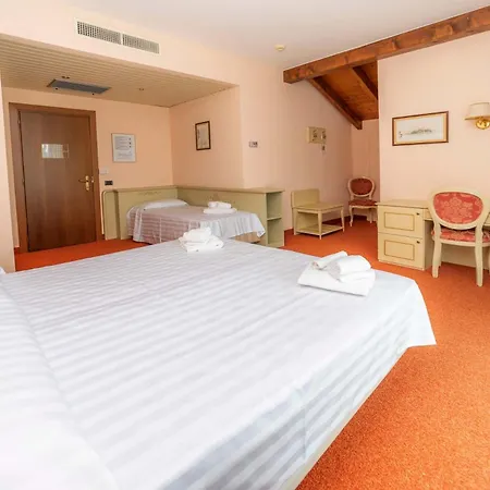 Hotiday Room Collection - Stresa-3