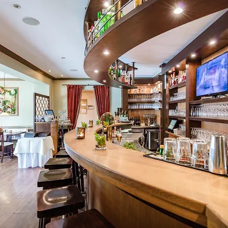 Business & More Boutique Hotel Hamburg-3