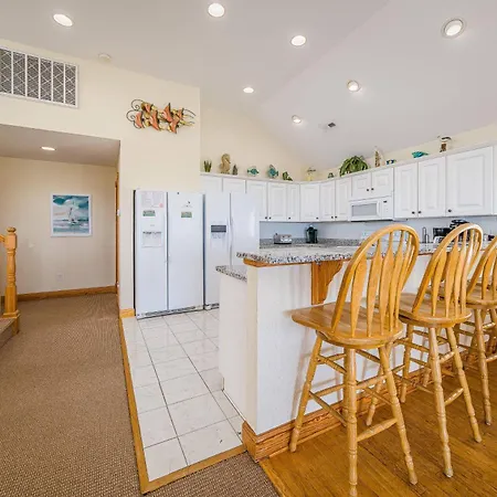 Pretty Mama - Nags Head Mp 11, Oceanfront, Elevator, Pool, Hot Tub, Pets Ok, Flex Stays-2