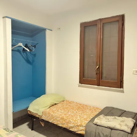 Naples Pizza Hostel-3