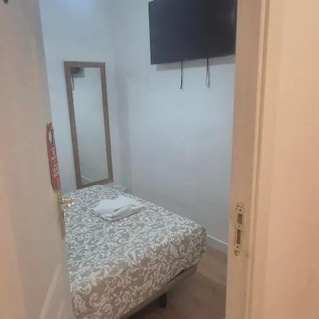Hostal Flat55Madrid-2