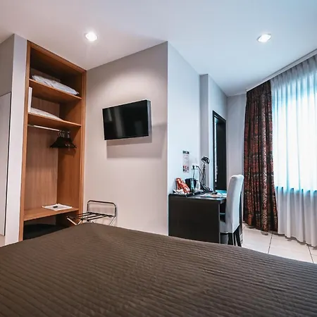 Hotel Pax-2
