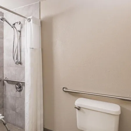 Ramada By Wyndham Platte City Kci Airport-3