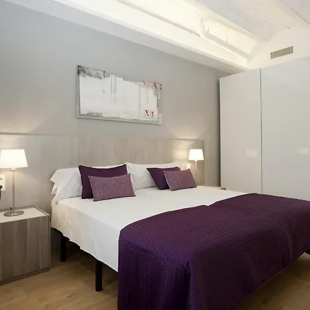 Rent Top Apartments Rambla Catalunya-2