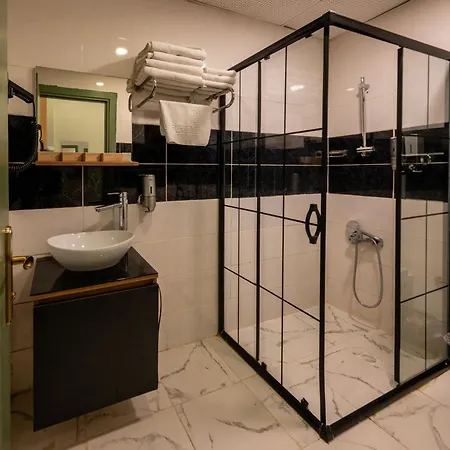 Grand Rafinn Boutique Hotel-3