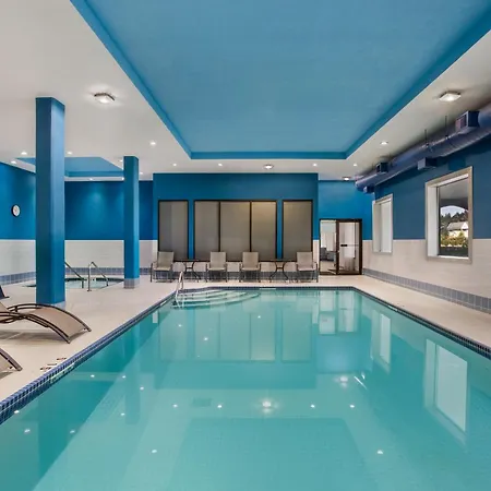 Hampton Inn By Hilton Kamloops-2