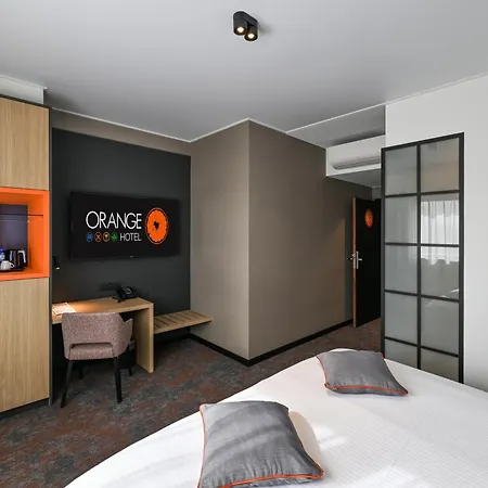 Orange Hotel La Louvière-3