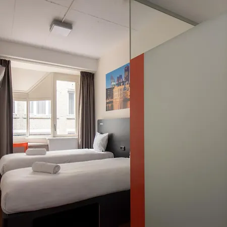 Easyhotel The Hague City Centre-2