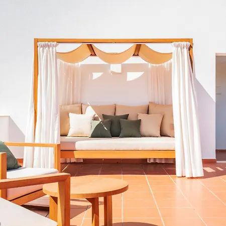 The Patio Suite Hotel-3