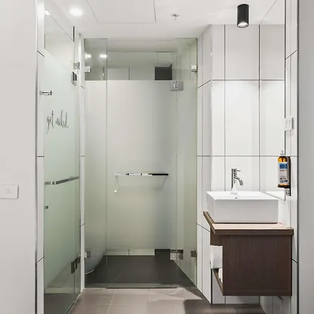 Ibis Styles Melbourne Southbank-3