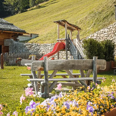 New Chalet Brunegg Weissenbach-3