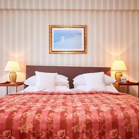 Cliff Hotel Ruegen-2