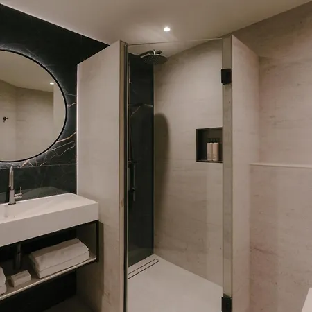 Hotel Herbergh Amsterdam Airport-3