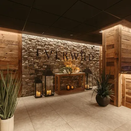 Everwild Canmore Hotel-3