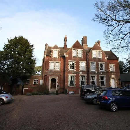 Canterbury Hotel Cottages And Apartment'S-2