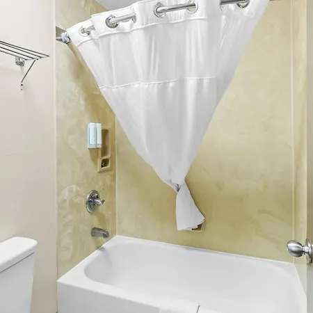 Econo Lodge Greenville-2
