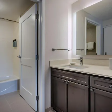 Residence Inn By Marriott Chesapeake Greenbrier-3