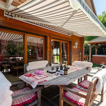 Chalet Du Pont Des Fées-3