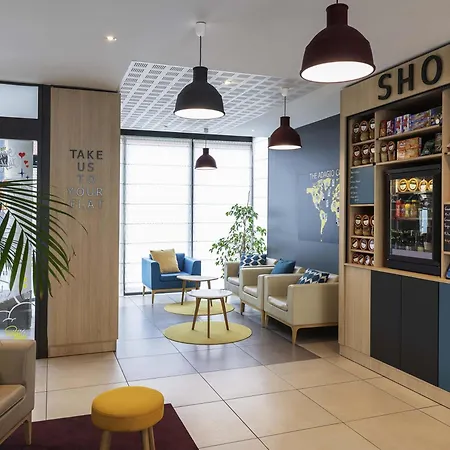 Aparthotel Adagio Access Le Havre Les Docks-3