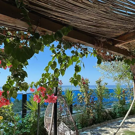 Palermiti Luxury Rooms-3