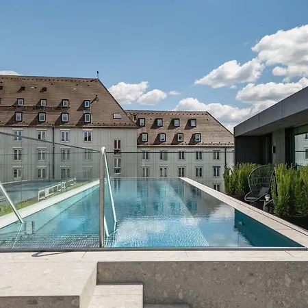 Hotel Maximilian'S-2