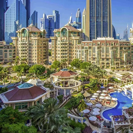 Swissôtel Al Murooj Dubai-2