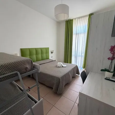 Hotel Nuovo Tirreno-2