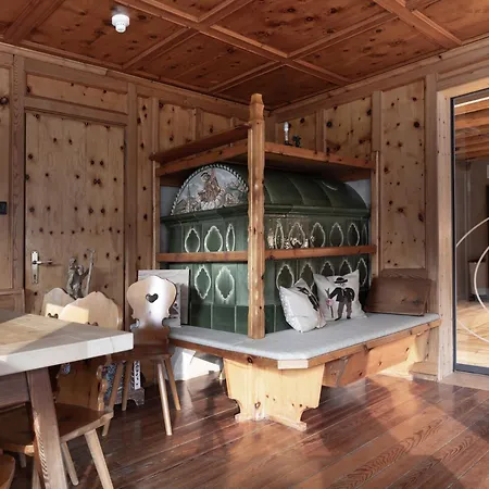 Aparthotel Familiaris - Family Apartments - Pools & Spa In Dolomites-2