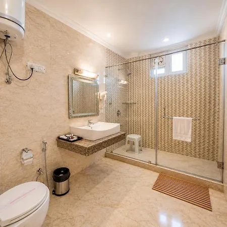 The Solace Hotel - Nehru Place-3