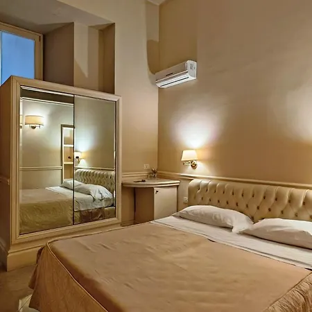 Santa Chiara Suite Hotel & Spa - Lecce-3