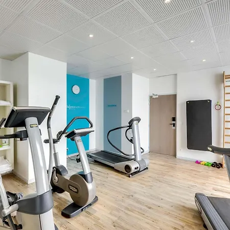 Novotel Suites Paris Montreuil Vincennes-3