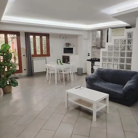 Borgo Loreto Naples-2