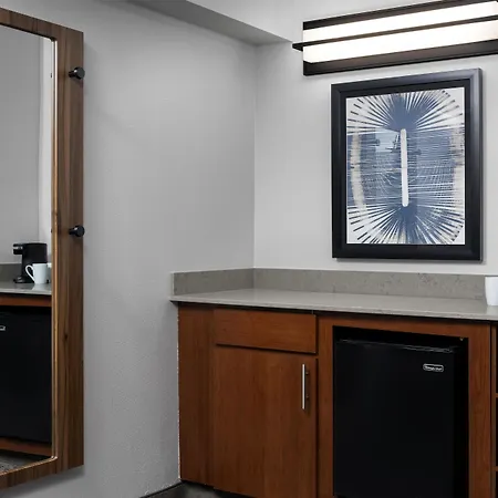 Hyatt Place Detroit/Utica-2