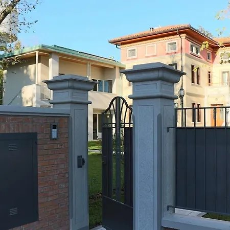 Villa delle Rose-3