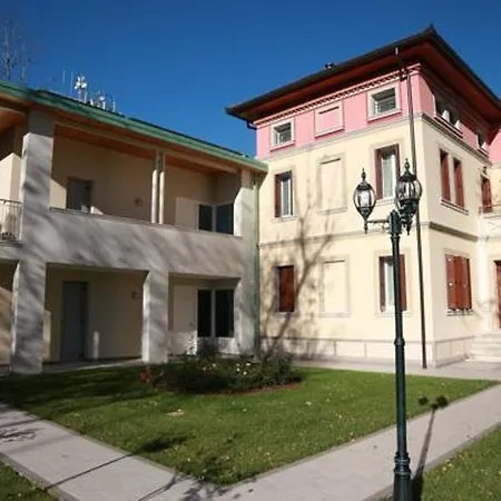 Villa delle Rose-2