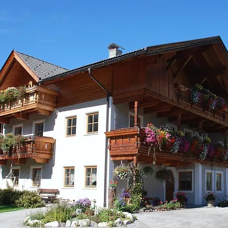 Schattseiterhof-2