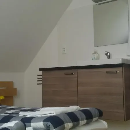 Bed And Breakfast Den Bosch-3