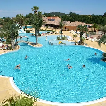 Camping Resort Les Champs Blancs-2
