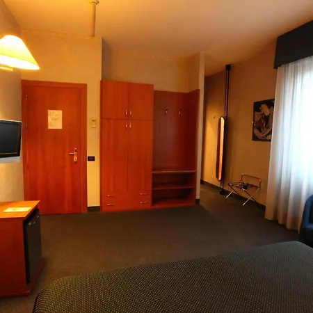 Hotel Lincoln-3