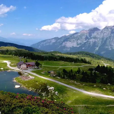 Rifugio Viviani Pradalago-2