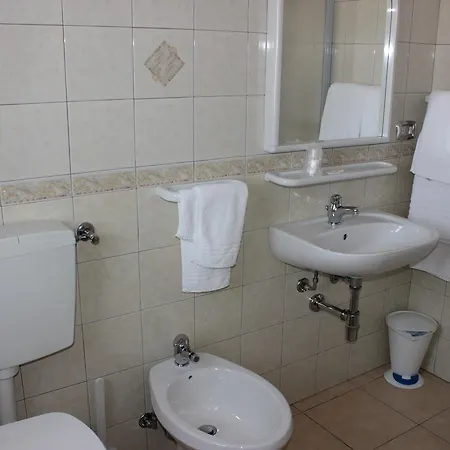 Hotel Cenzo-2