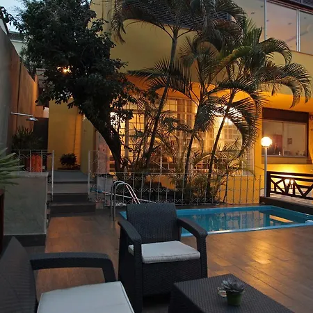 Hangar Rio Hostel-2