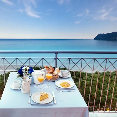 Grand Hotel Spiaggia-3