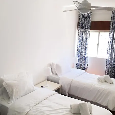 Lemon Tree Apartments-2