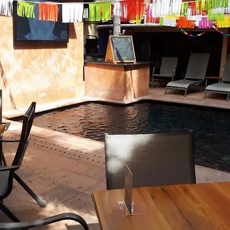 Hotel Mercurio - Caters To Gay Men-3