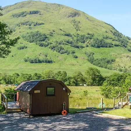 Heart Of Glencoe Holidays-2