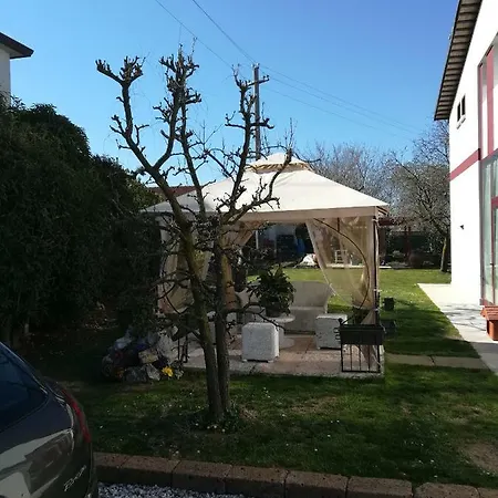 Casa Degli Amici-2